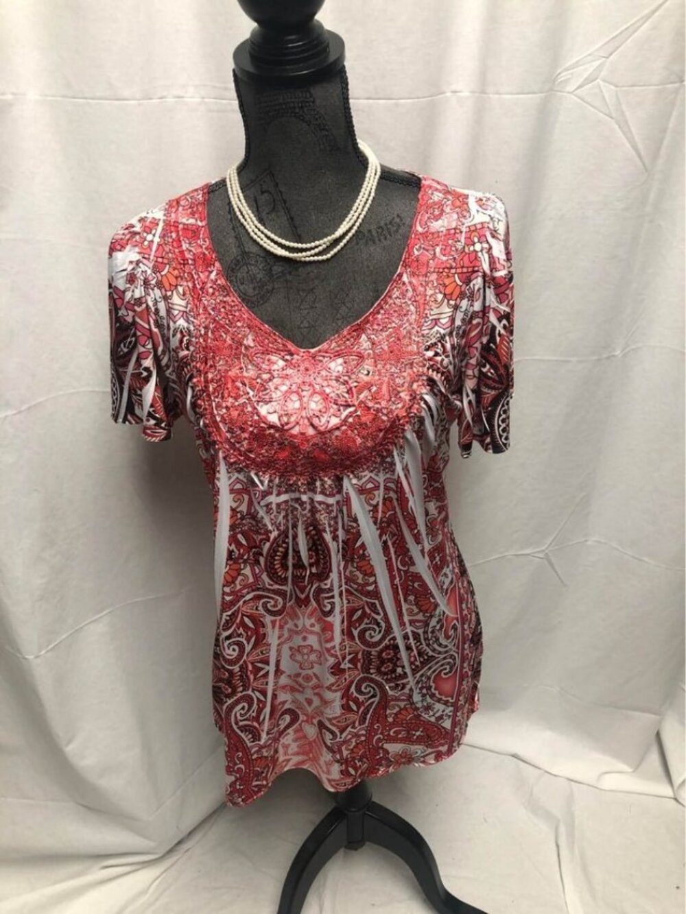 Live and Let Live Top Womens Size Small Bedazzled Lace VNeck Stretchy Shirt Boho